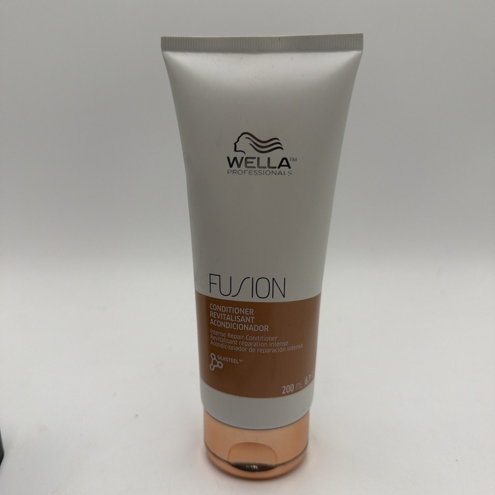 Wella Professinoals FusionPlex Intense Repair Conditioner 6.7 fl oz / 200 ml NEW